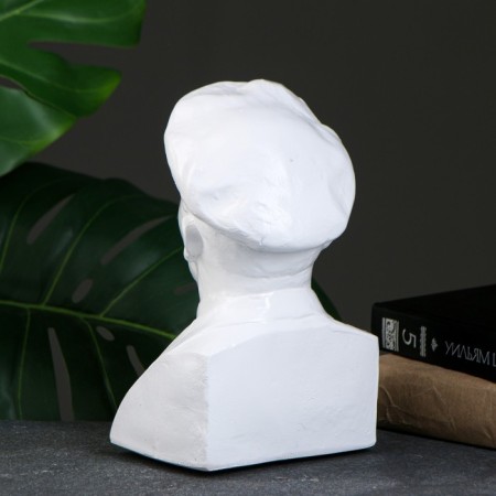 Lenin bust, white 13.5x21.5cm-2