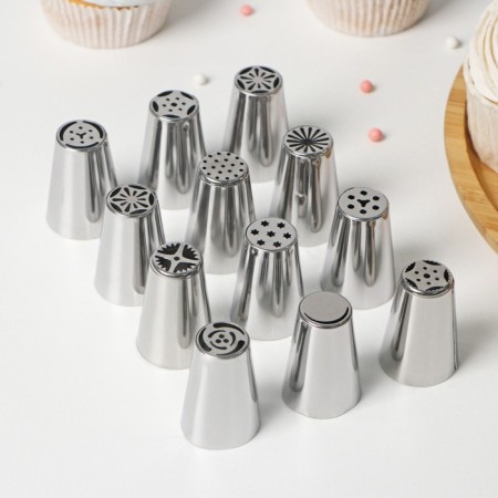 A set of pastry troops, 2.8 × 4 cm, 12 pcs