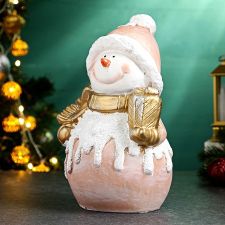 Figure "Snowman with a gift" 14.5x22cm-1