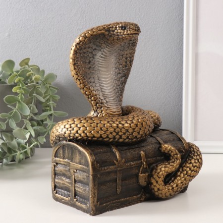 New Year's figure "Cobra on the chest" 20 x 17 x 12 cm.-3