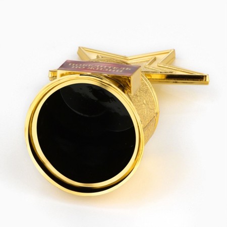 Cup Award Figure: Star of a cast “winner in life” gold, plastic, 16.5 x 6.3 cm.-5