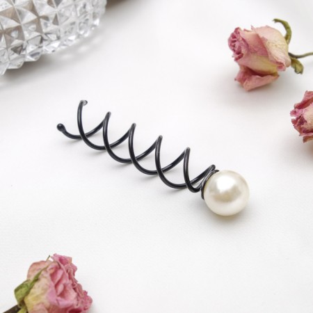 Hair hairpin "Spiral with pearls"