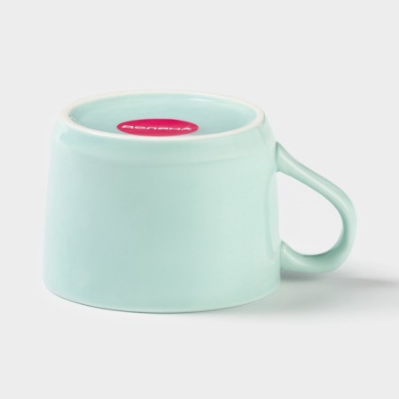 Ceramic mug with a figure at the bottom of "animals. Panda ", 250 ml, 11.5 × 9 × 6.5 cm, turquoise color-4
