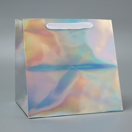 A packet for a cake with a square bottom, holographic, 25 x 25 x 25 cm
