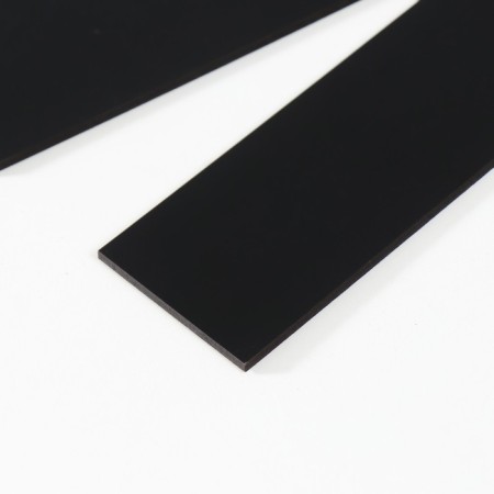 Panel letter "M" 22.5x20 cm, black-1