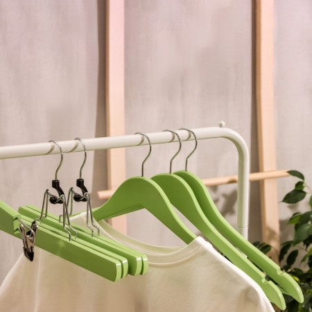 Shoulders - Wooden hangers Ladoom Brillant, 44.5 × 23 × 1.2 cm, 3 pcs, Green color-6