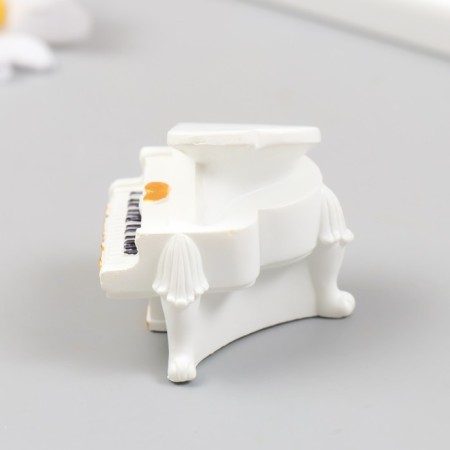 Figure for Florarium Polystone "White Piano" 5x4.5 cm-1