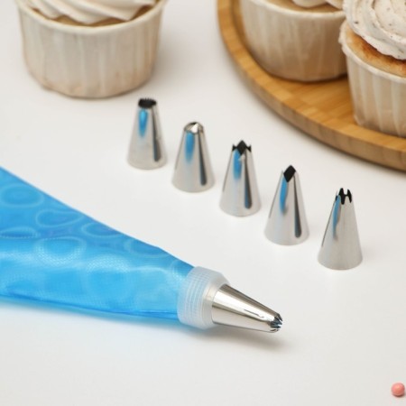 Set of confectionery share "Host", 8 objects: 6 nozzles, adapter, confectionery bag 27 × 15 cm, color mix-8