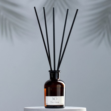 The aromatic diffuser "Xo The Glow", 50 ml, pineapple, jasmine and cedar-1