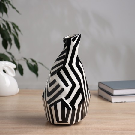 VAZA Ceramics Table "Picasso" (manual painting) checkmarks, 26x11.5 cm, black and white-1