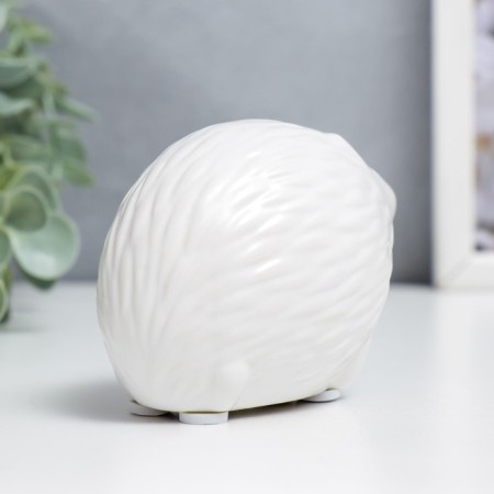 Souvenir Ceramics "White Little Hedgehog" matte 6x5.2x8.8 cm-2