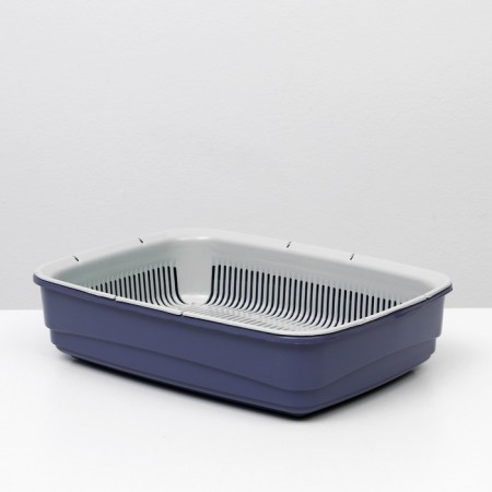 The tray is large with the Atlantis “Standard” net, 42 x 31 x 10 cm, purple,
