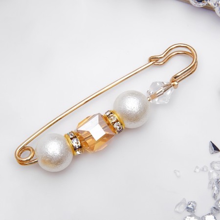 Pin "Cube" 6.5cm, white-brown color in gold-3
