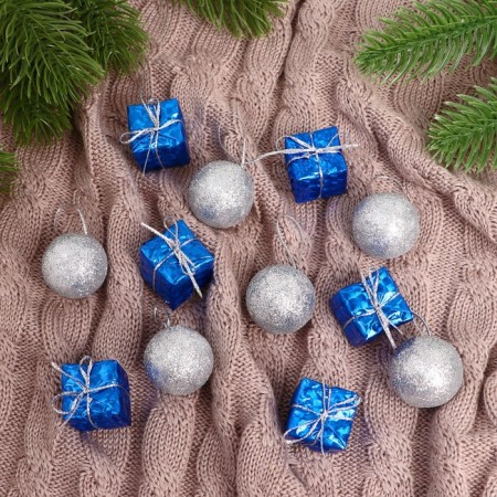 A set of jewelry plastic 12 pcs "Christmas tree" (6 balls, 6 gifts) mix-3