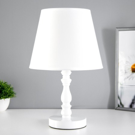 Table lamp "Rook" 1x60W E27 white 22x22x38cm
