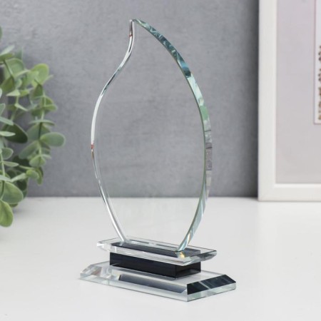Souvenir Glass "Steel award - sheet" 15x10x3.3 cm-2