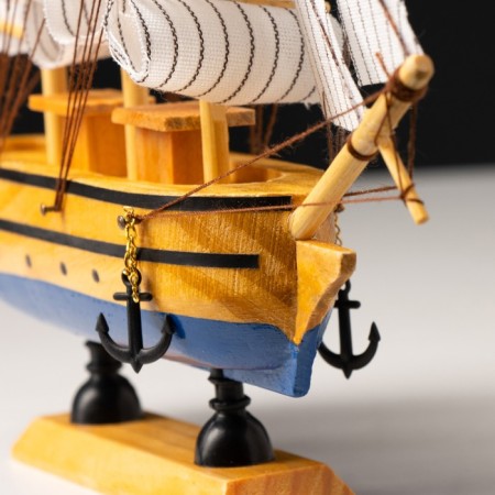 Souvenir small "Admiral Graig" souvenir ship,-2