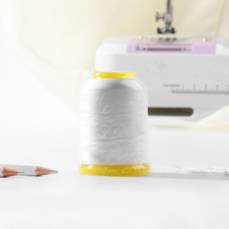 Thread 150d/3, 900 m, white color-3
