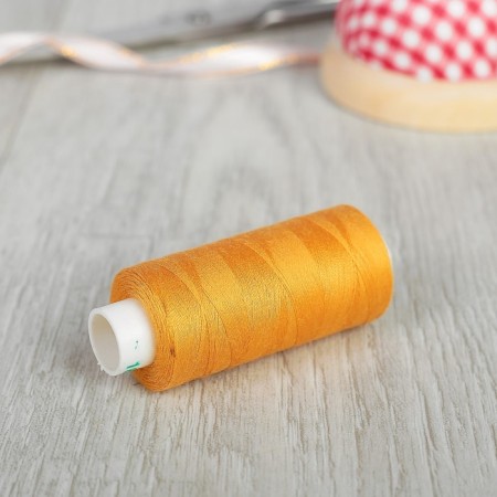 Threads DOR TAK 40/2, 400 yards, color No. 183 red, 10 pcs in units.