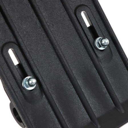 The capture holder is mobile on a face groove for rods (such as Light)-4
