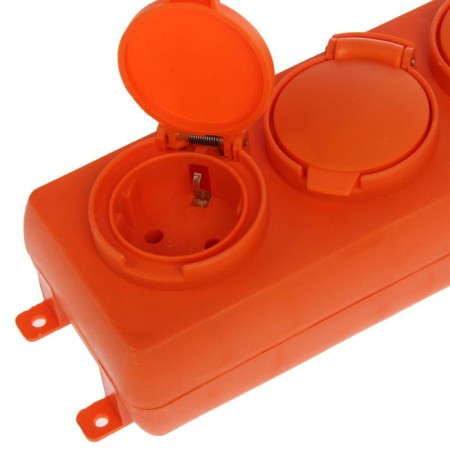 Excumber Universal U10-026, 5 outlets, 20 m, 16 A, IP-44, with salary, kg 3x1.5-2