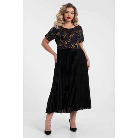Women's dress, size 56-1