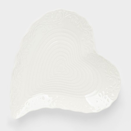 Ceramic serving dish "Heart", 17 × 16 × 2 cm