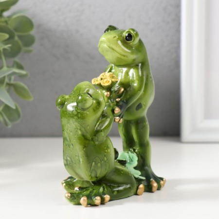 Souvenir Polystone "Frog with a bouquet" 5x12x12 cm-1