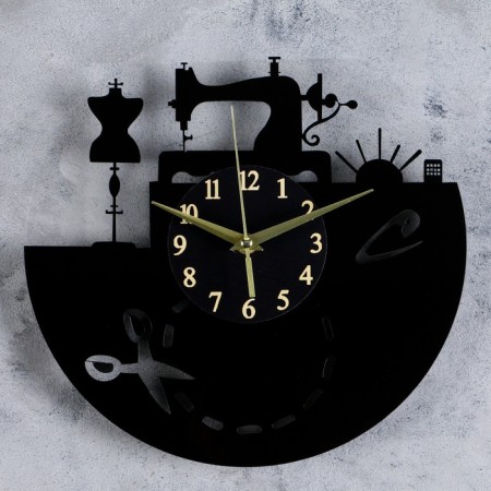 Wall clock, series: interior, "cut", 30 x 30 cm