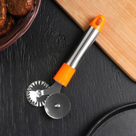 Knife for pizza and dough "Arnie", 17.5 cm, color mix-1