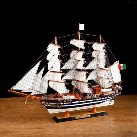 Ship with white bottom "Mortan"-1