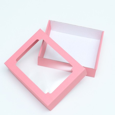 Box of a team without printing a lid is a red with a window 18 x 15 x 5 cm-3