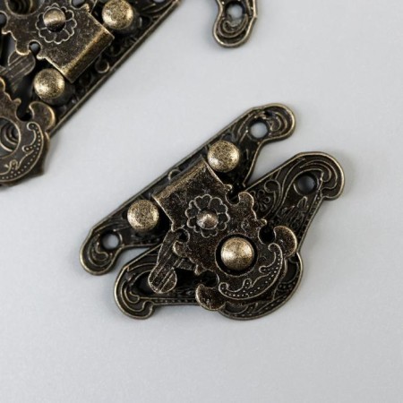 Castle Metal for the Old Set 4 pcs 3.8x2.8x0.5 cm
