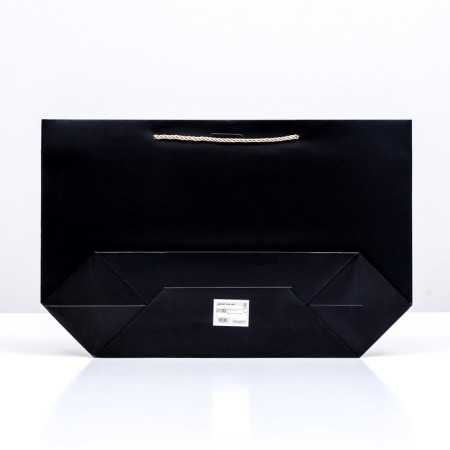 Gift package with a tape of 30 x 27.5 x 12 cm "Black"-1