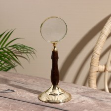 Lupa table souvenir 
