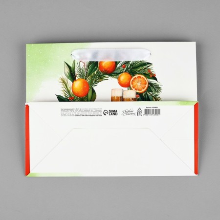 Package Gift New Year Laminated "New Year's Wreath", tangerines, MS 18 x 23 x 10 cm, New Year-4