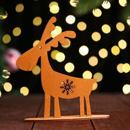 Wooden souvenir 15 cm. "Deer" Golden (UP. 1 pc.)