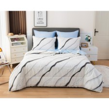 A set with a blanket of the duet 