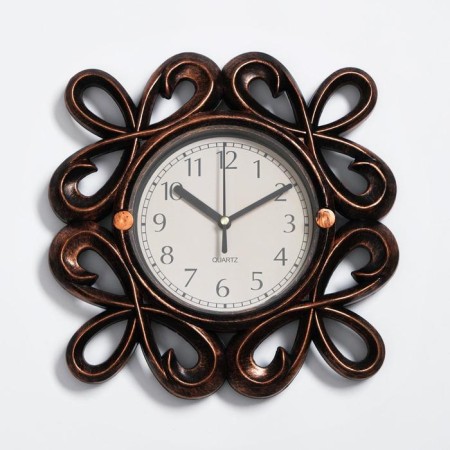 Wall clock, series: interior, "Manassa", discrete move, D-13.5 cm, 26 x 26 cm