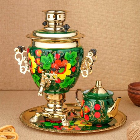 The set "Poppies on the Green", a stoker, 3 objects, a samovar 3 l, a teapot 0.7 l, tray-11