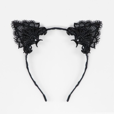 Carnival rim "ears"