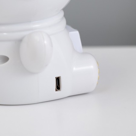 Sponel "Cosmonaut" LED 1.5W USB AKB White 9.5x8x10.5 cm Risalux-13