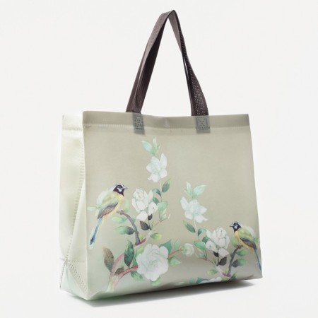 Household bag without lightning, 8 l, green color
