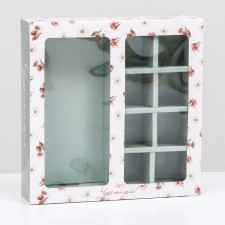 Box for 8 sweets + chocolate, with a window, 