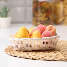 Basket for fruits and bread of the milk 