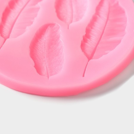 Mold Dolyana "Peryshok", silicone, 9 × 8.6 cm, color mix-3