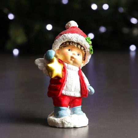 Figure "Boy with a star" Red 7x6x12cm
