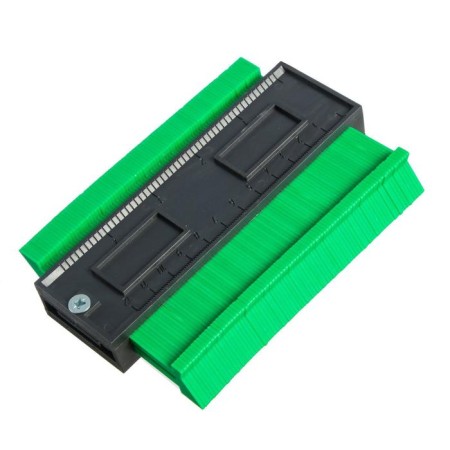 Template for trimming finishing materials