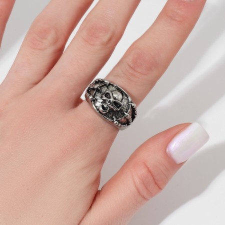 Ring "Right" Skull and Claws, Color Black Silver, 18 size-2