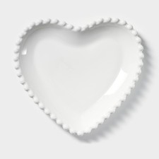 Ceramic “Heart” plate, 16.5 × 15.5 cm, white color